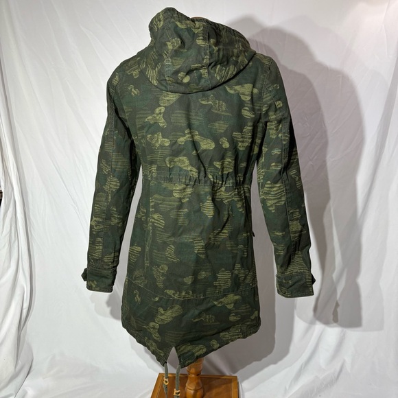 Tentree Camo Anorak Jacket 100% Organic Cotton Waist Cinch Hooded Long Rain Coat - Picture 2 of 7